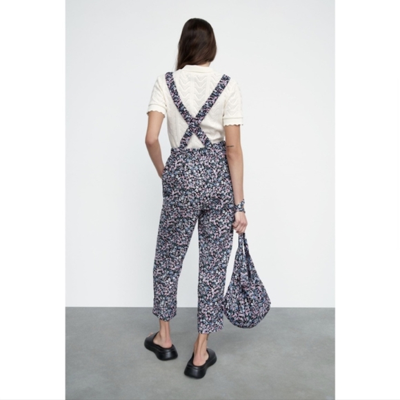 Zara Pastel Floral Print Dungarees Overalls NEW Small - Picture 3 of 11